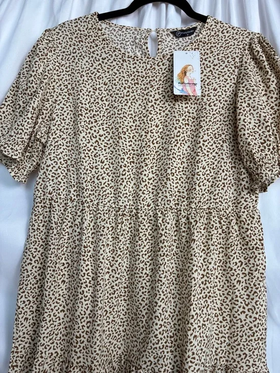 NWT - Pretty Garden Dress - Picture 4 of 6